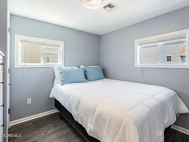 309 Hiering Ave #A — Photo 17