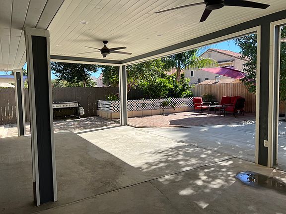 5th image of 25561 Bay Ave