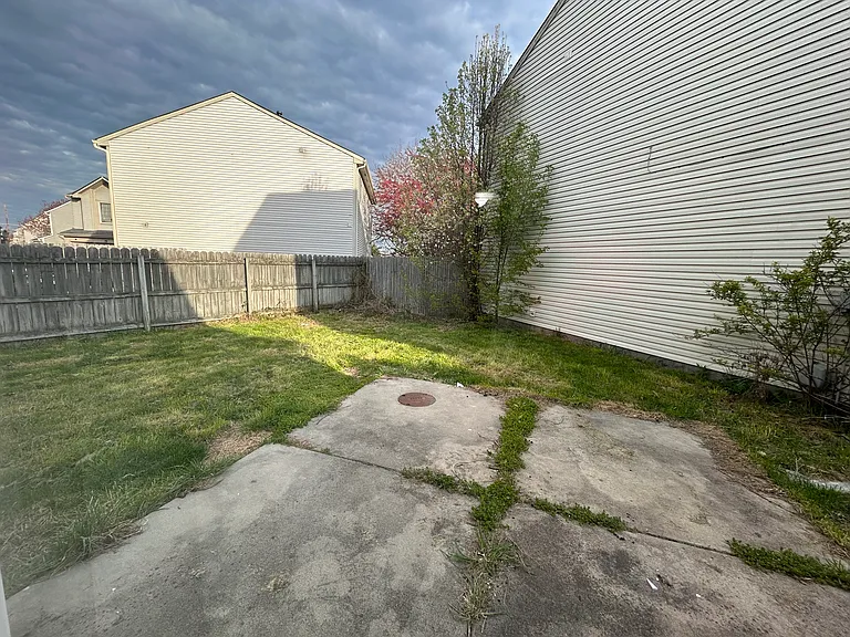 9952 Worthington Blvd — Photo 20