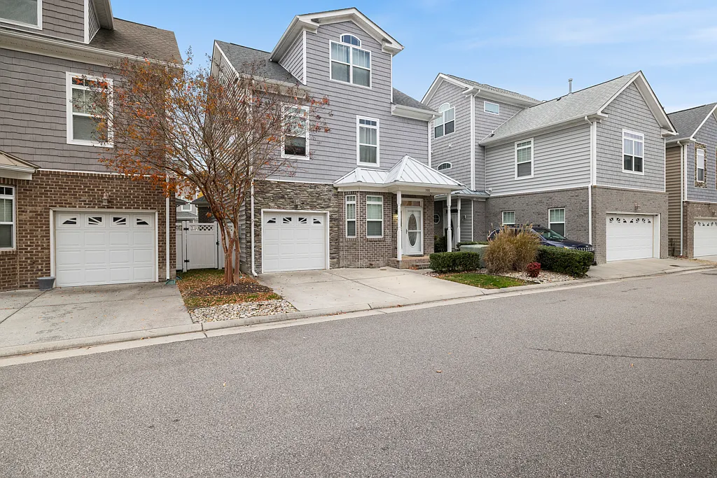 Building Photo - 308 Moate Cir