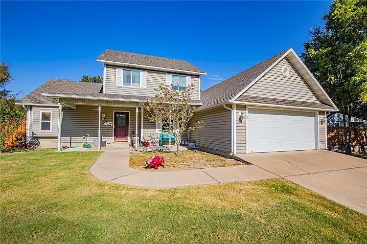 1st image of 5 Dogwood Cir