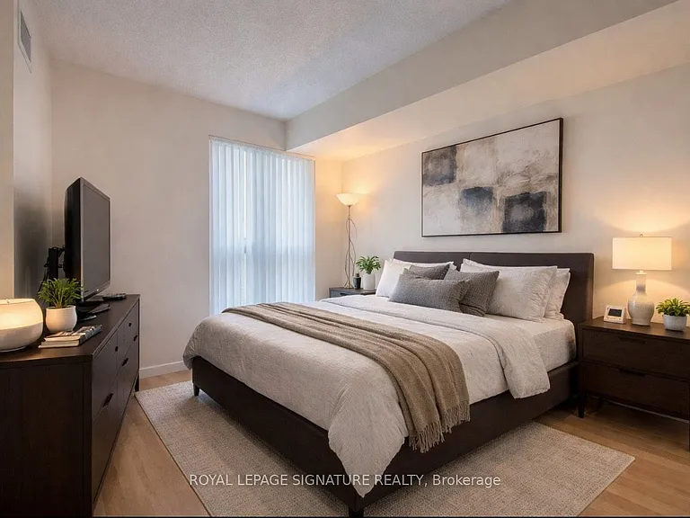 38 Lee Centre Dr #706 — Photo 3