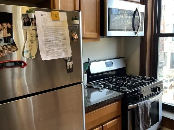 1136 W Armitage Ave APT 3, Chicago, IL 60614