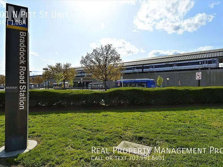 801 N Pitt St #619 — Photo 33