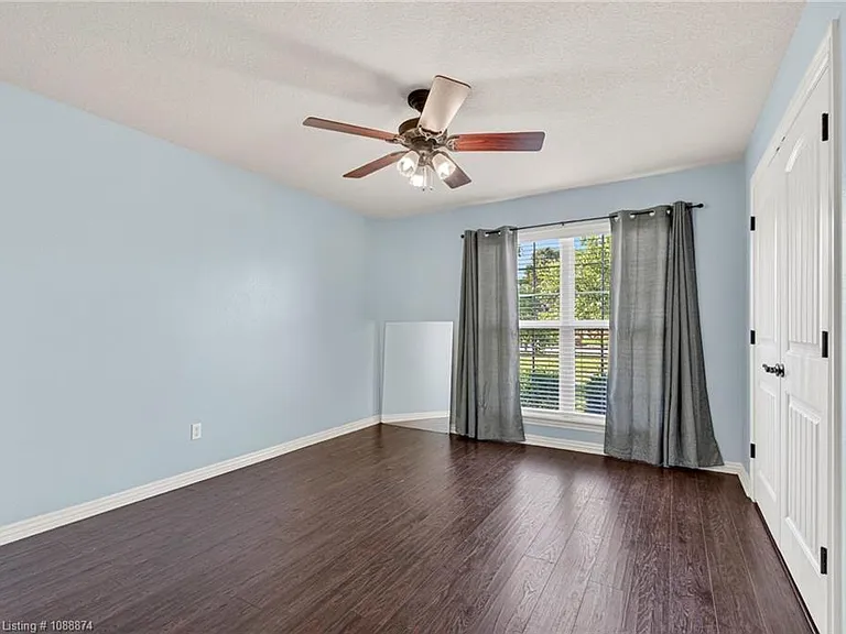 3725 Colfax Way — Photo 47