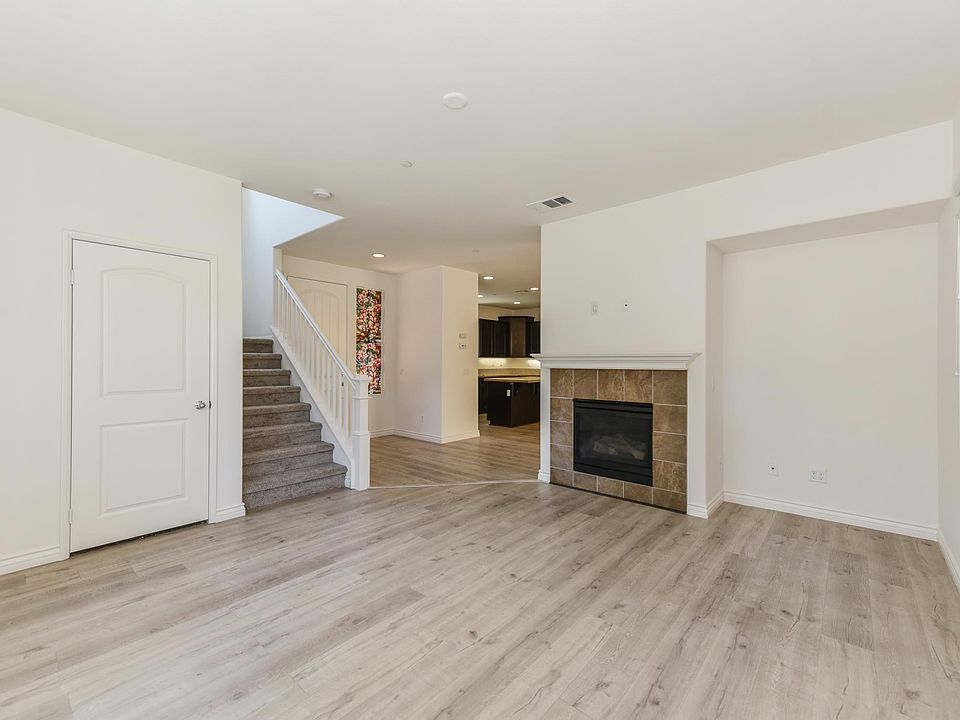1st image of 14584 Purdue Ave