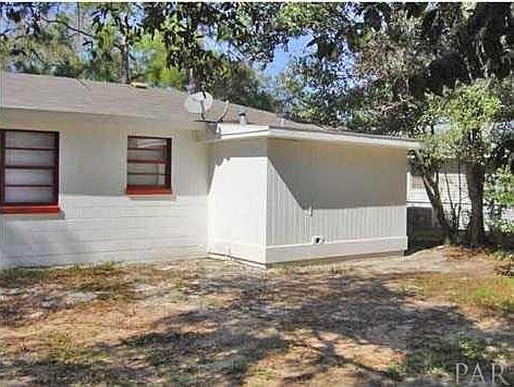 1st image of 703 Lasalle Way