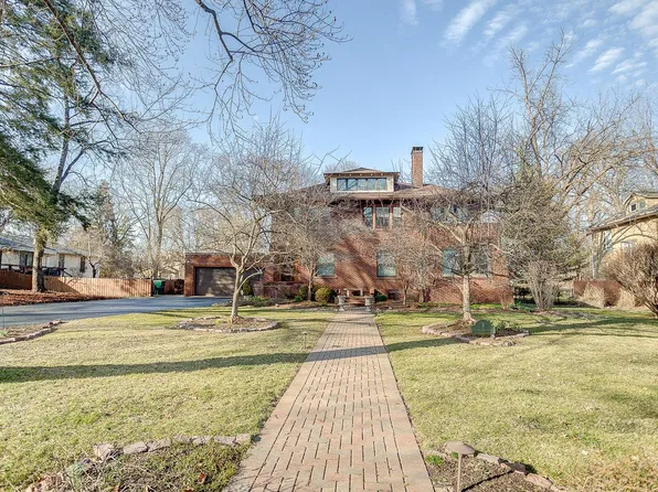 9 Signal Hill Blvd, Belleville, IL 62223