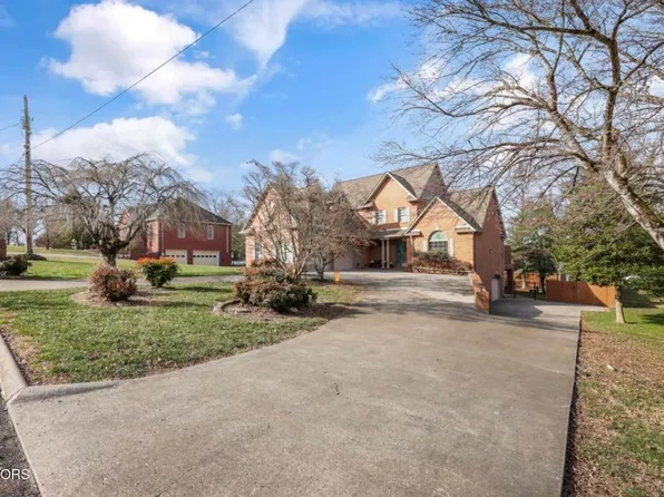 110 Brentwood Pl, Lenoir City, TN 37772