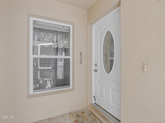 2nd image of 2286 Hawks Cove Cir