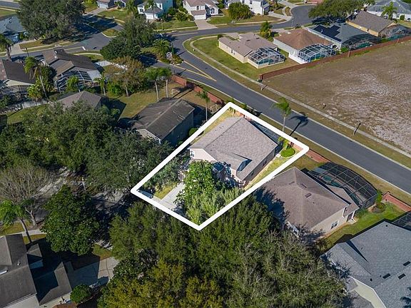 3rd image of 8019 ACADIA ESTATES COURT