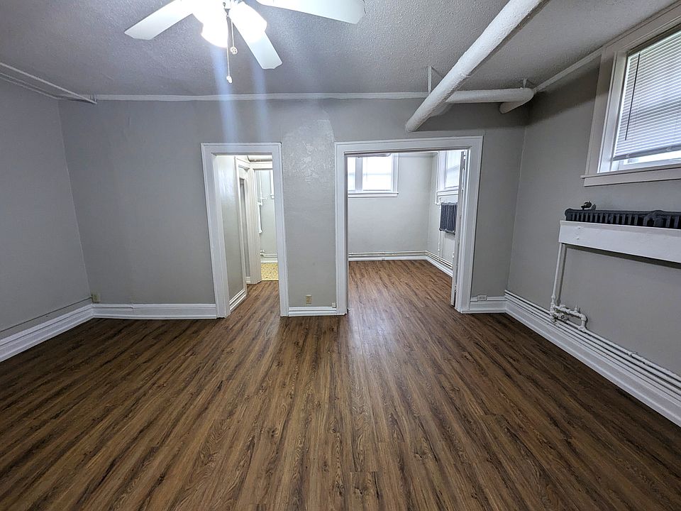 1st image of 3129 Aldrich Ave S APT B