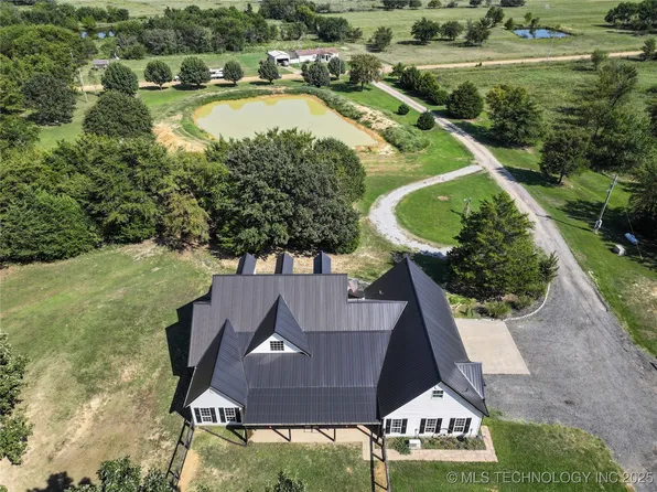111736 S 4240th Rd, Checotah, OK 74426
