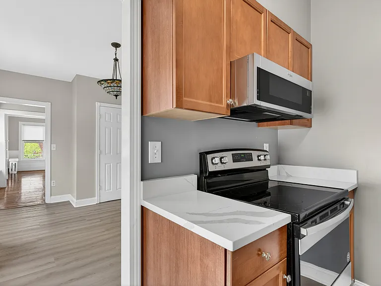 40 Maple St #2 — Photo 20