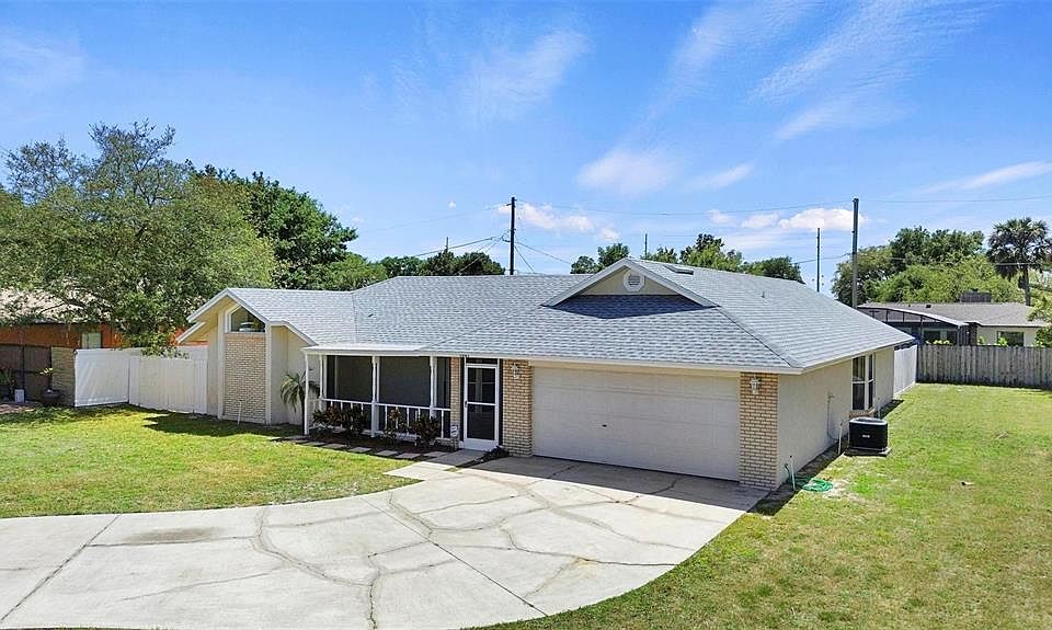 1st image of 1001 Aaron Dr