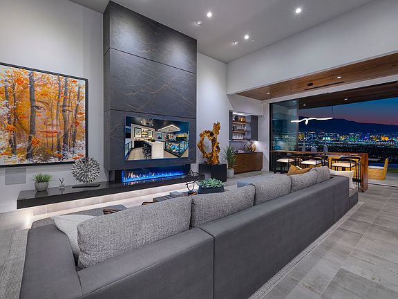 Residence 2 - Great Room