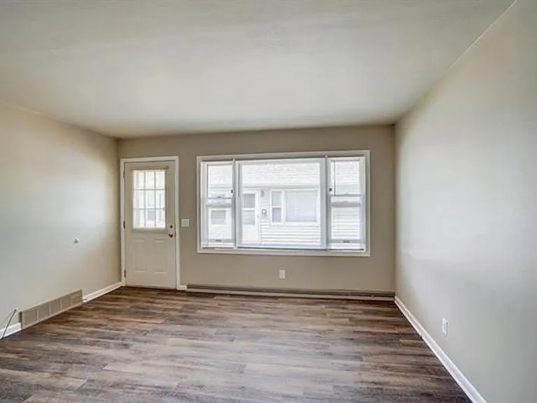 3009 Hermina St — Photo 4