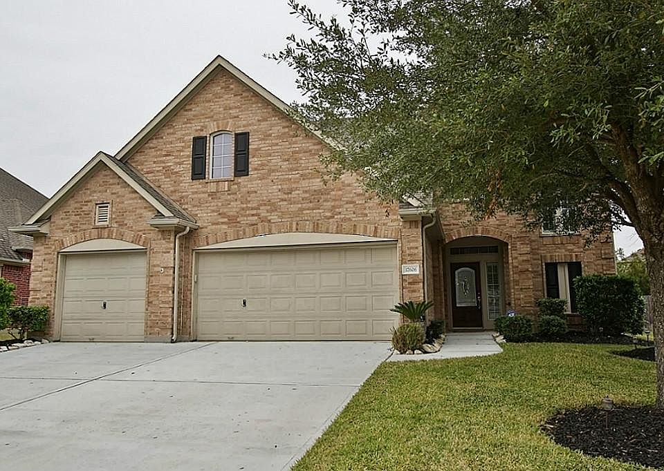 1st image of 17606 Cypress Laurel St
