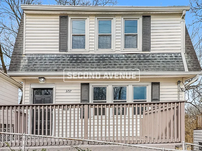 3157 Sunshine Ave — Photo 1