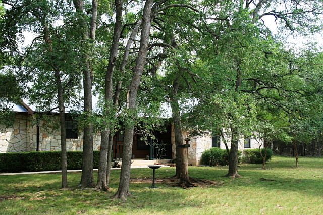 1st image of 101 Wimberley Oaks Dr