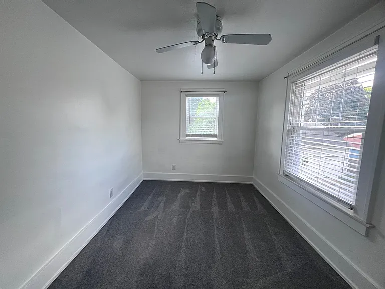 748 Crescent St NE — Photo 19