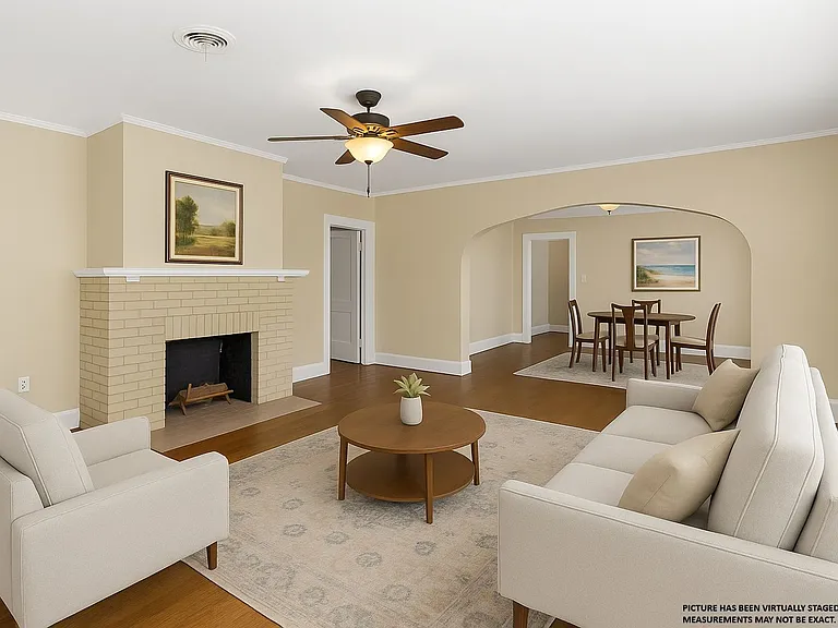 812 Harwood St — Photo 7