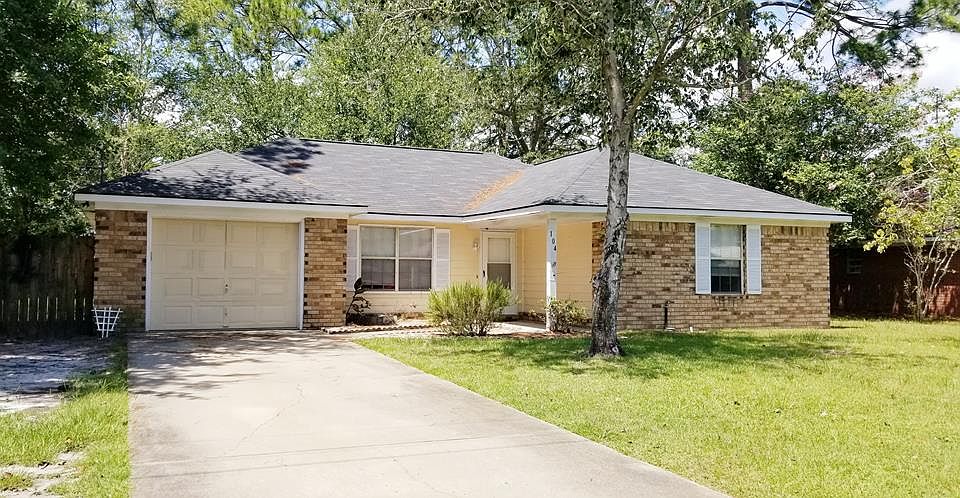 1st image of 104 Briskhaven Ct