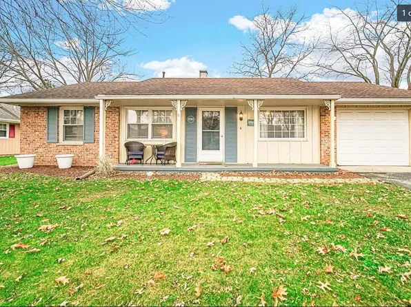 2207 Fernhill Dr, Valparaiso, IN 46385