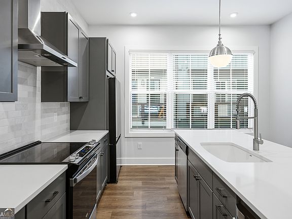 4th image of 4471 Dandelion Ln