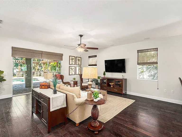 5701 S Macdill Ave — Photo 11