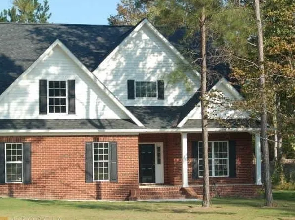 914 Monarch Cir, Statesboro, GA 30458