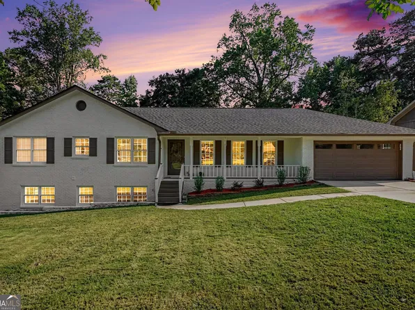 3802 Imperial Dr, Snellville, GA 30039