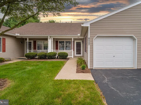 4117 Woodspring Ln, York, PA 17402