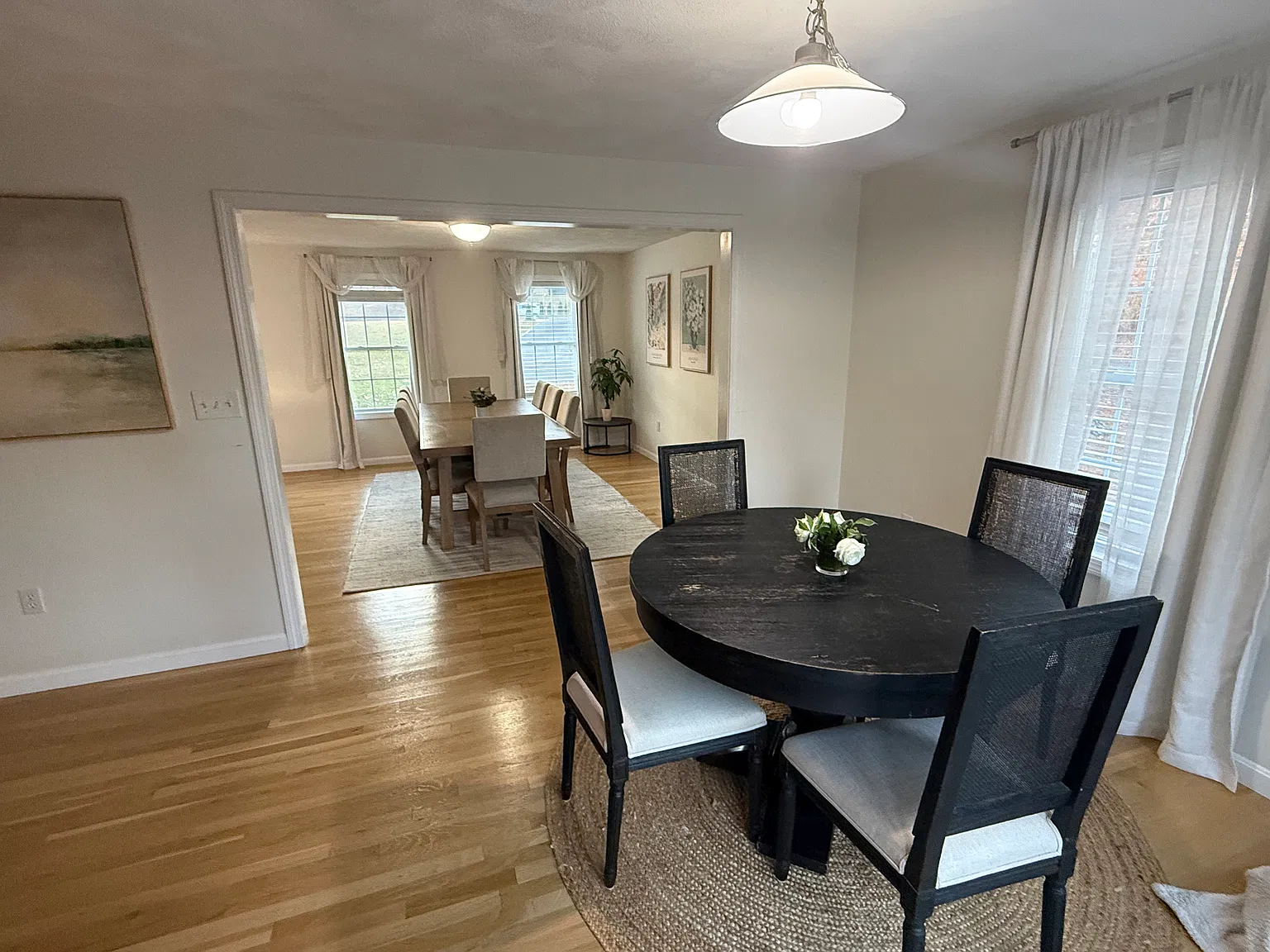 3 bed, 2.5 bath, 1872 sqft, $3,950 — Photo 3