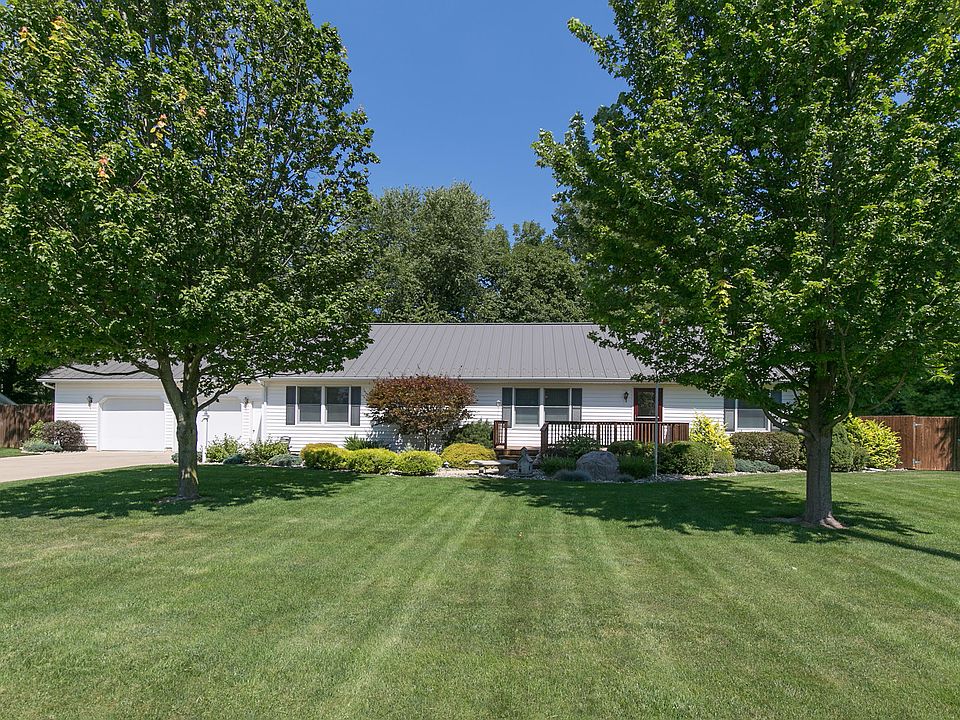 1st image of 27660 Ellis Dr