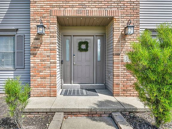 3rd image of 3811 Vincent Dr