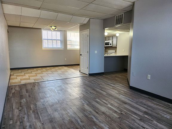 4th image of 701 S Western Ave #101