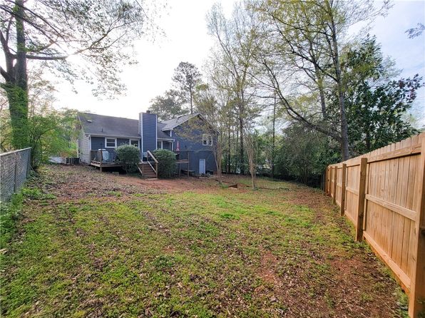 940 Sanders St, Auburn, AL 36830