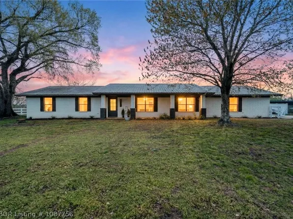 1343 Richmond Rd, Van Buren, AR 72956