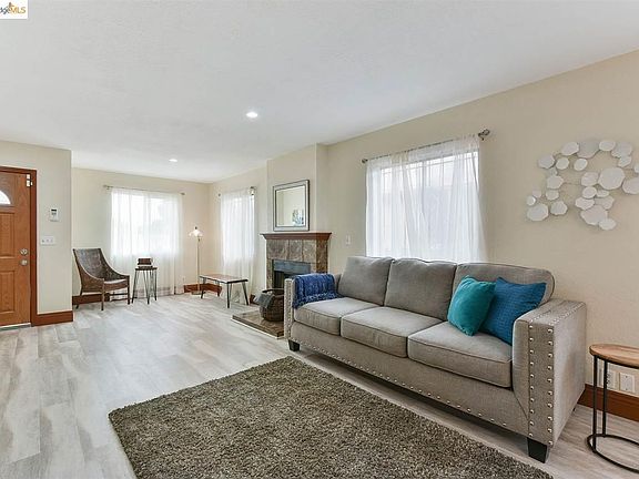 5th image of 4233 Center Ave