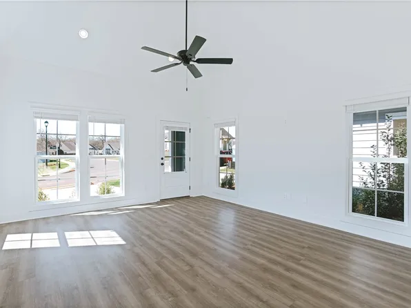 3223 Bradley Ln, Auburn, AL 36830