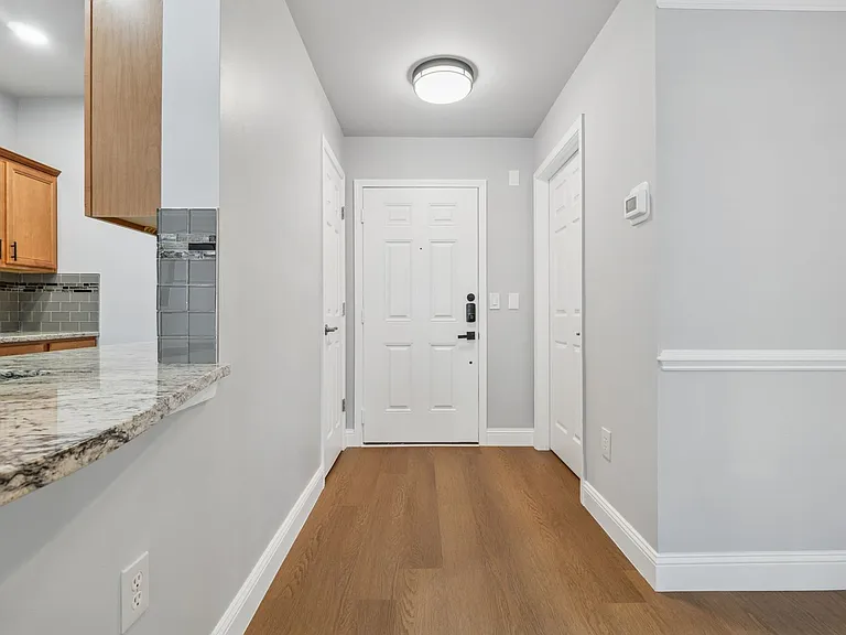 2700 Pine Tree Rd NE #1115 — Photo 6