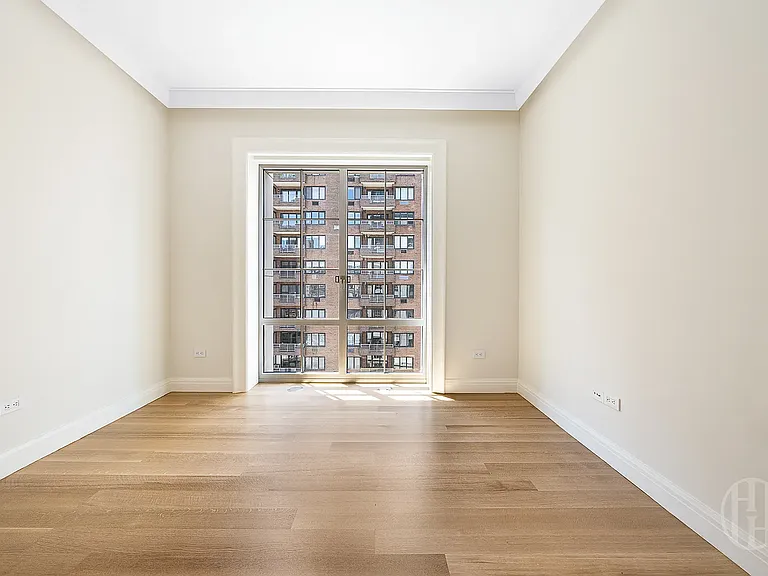 109 E 79th St #10E — Photo 18