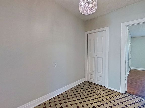 4th image of 938 Cordova Pl APT 4