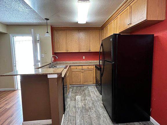 2nd image of 1333 El Campo Ct #165