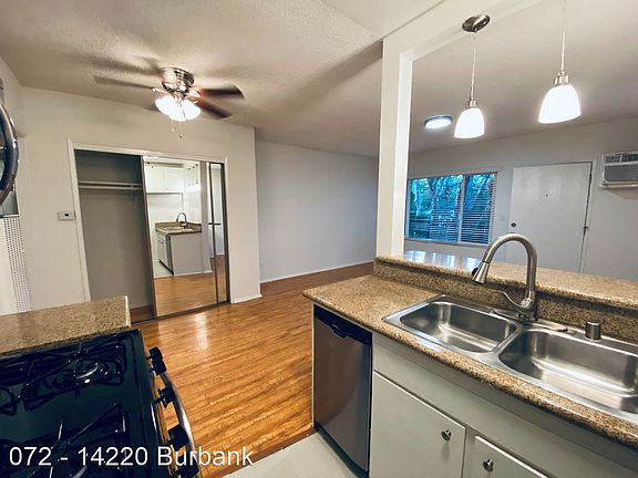 4th image of 14220 Burbank Blvd APT 201