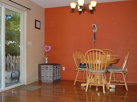4th image of 1804 Drury Ln