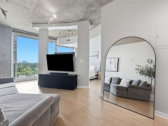 5th image of 361 17th St NW Unit 1105