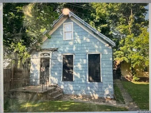 169 16th St, Buffalo, NY 14213