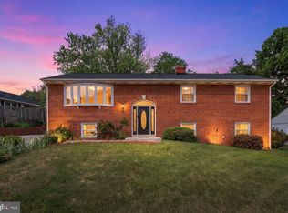 33 Bannington Dr, Upper Marlboro, MD 20774